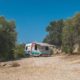Wohnwagen auf naturnahem Campingplatz © CamperStyle